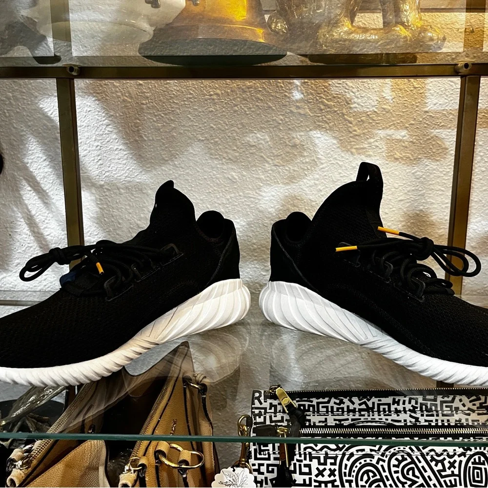 Adidas Tubular Doom Sock Sneaker